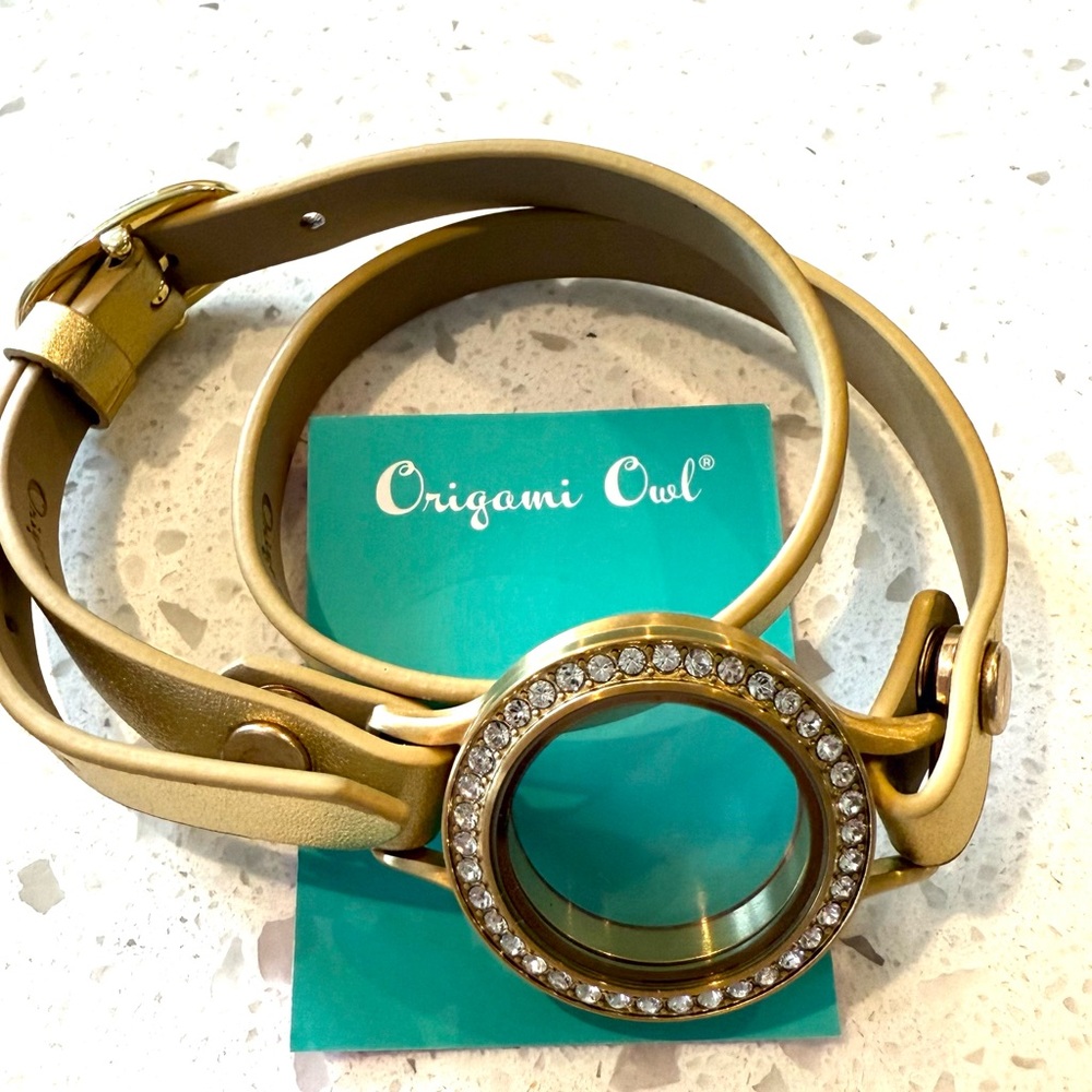 NEW Origami Owl Gold Wrap Locket Gold Rhinestone Leather Wrap Bracelet Jewelry